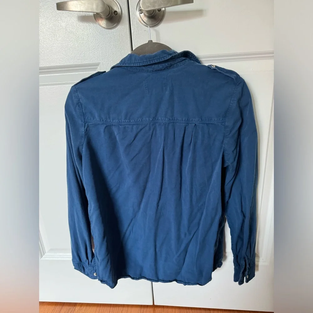 Sezane Davania Blue Snaps Button Down Shirt Size 4 - Picture 4 of 8